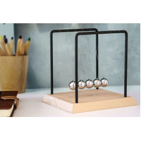 Newton's Cradle Product main image